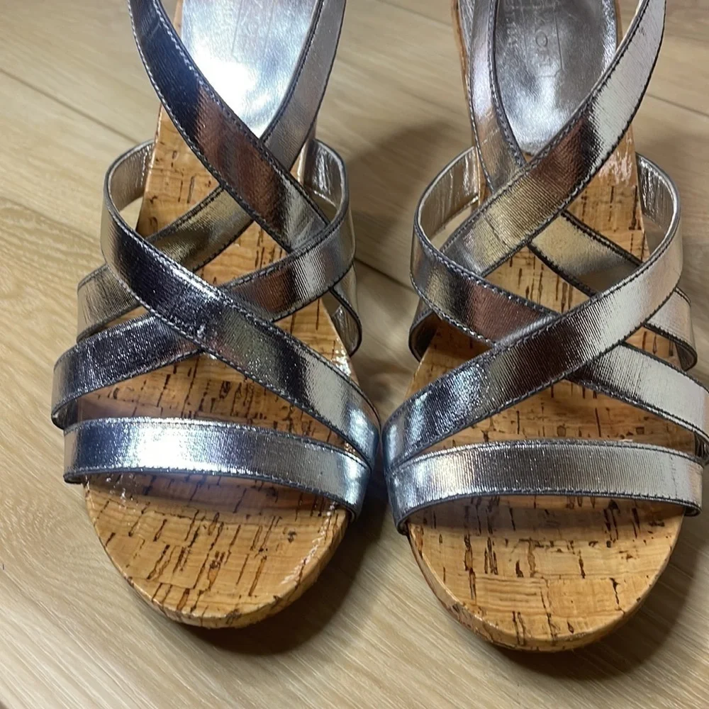Coach‎ Angel Silver Strappy Sandal Size 7.5 B
